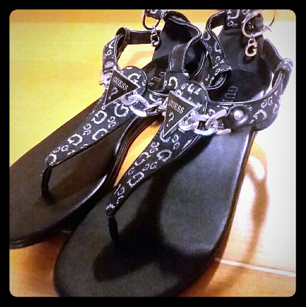 Guess sandals